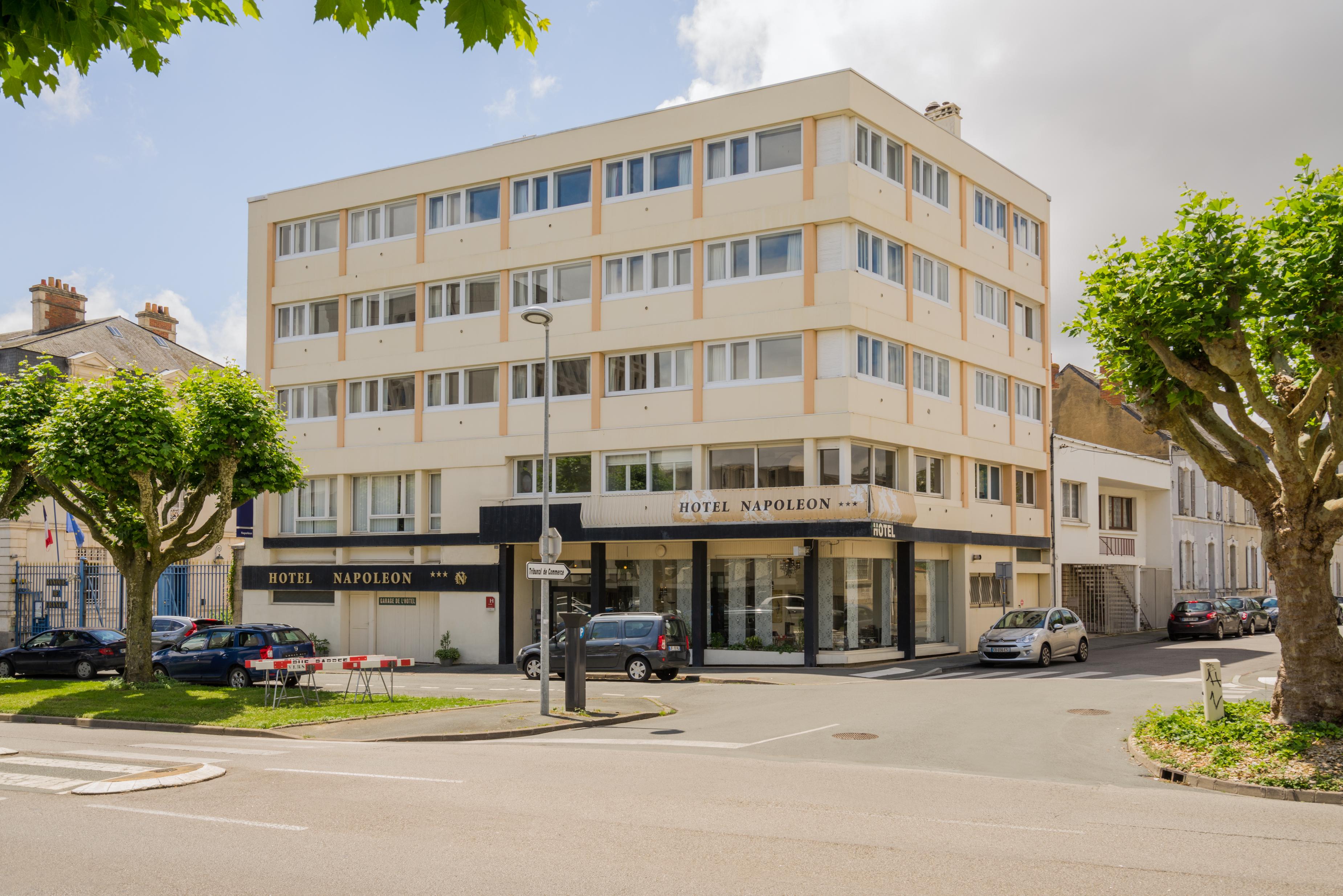 The Originals City, Hotel Napoleon, La Roche-Sur-Yon Exterior photo