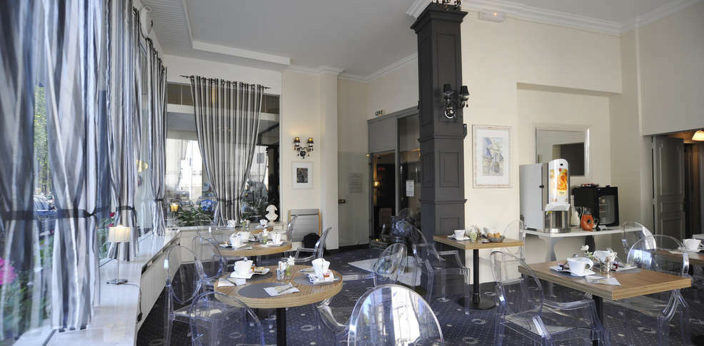 The Originals City, Hotel Napoleon, La Roche-Sur-Yon Exterior photo